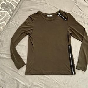 Anatomie olive long sleeve zipper detail shirt. S